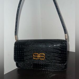 Fashion Nova Black Croc-Embossed Shoulder Bag